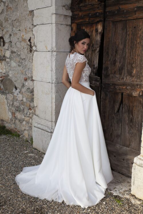 Robe de mariée signe edith creation sur mesure à Grenoble, Isère. Boutique de créateurs